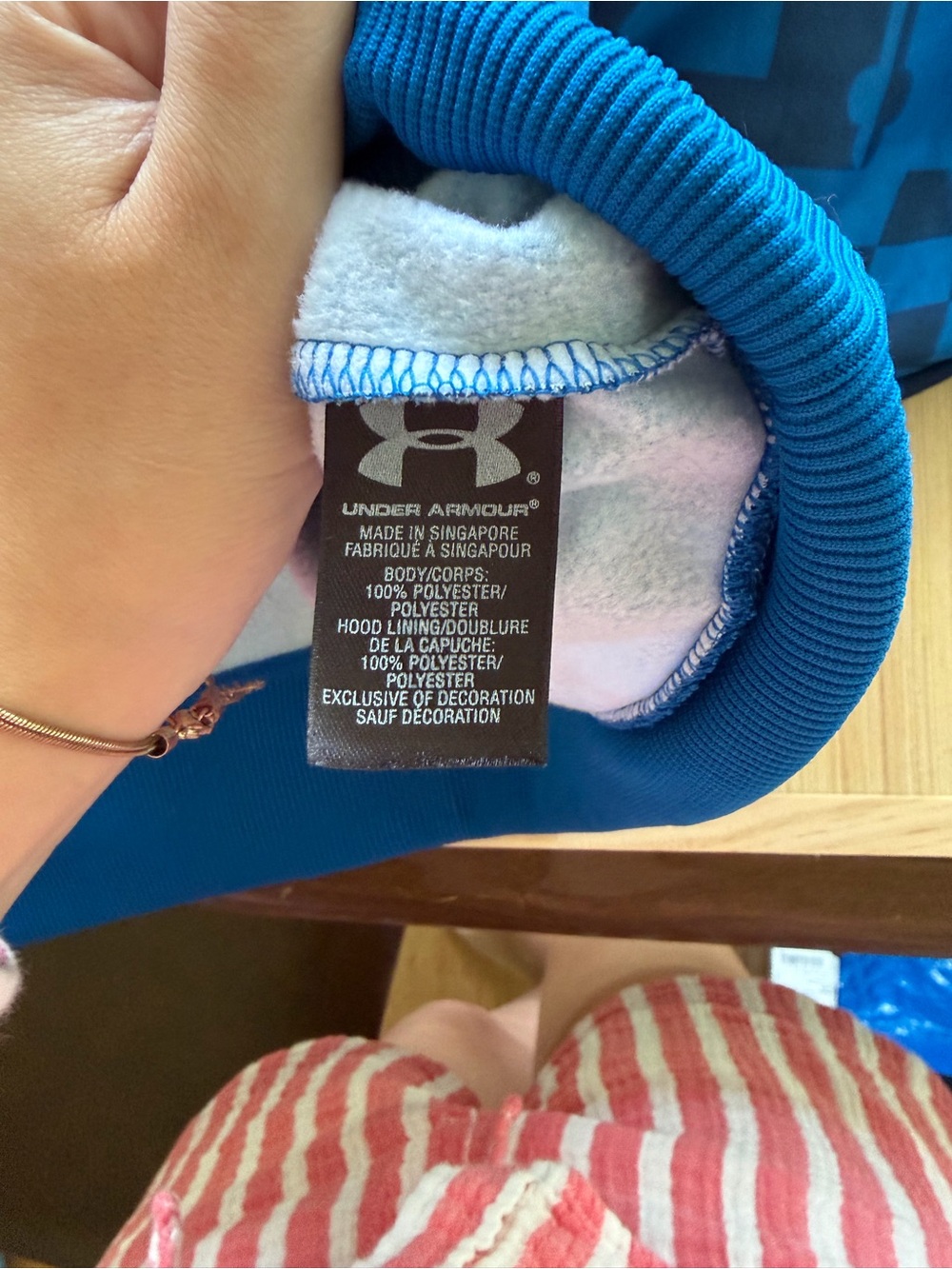 Under Armour Blue All Over Print Fleece Hoodie Men Large - Picture 3 of 4